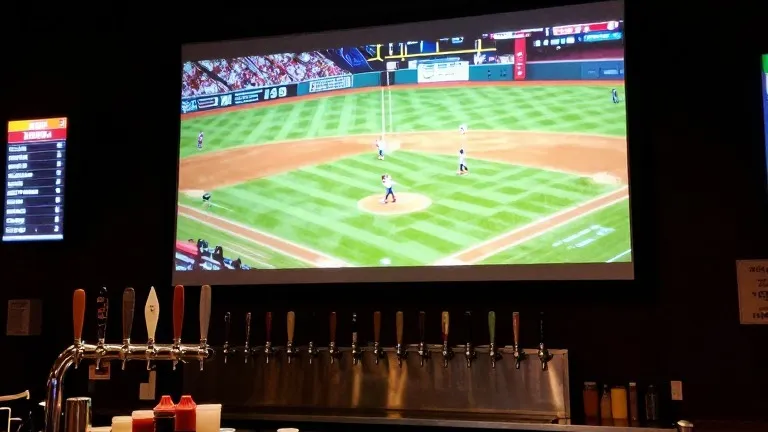 Illustration for: Milwaukee theaters offer $5 beer and 1982 classics for series